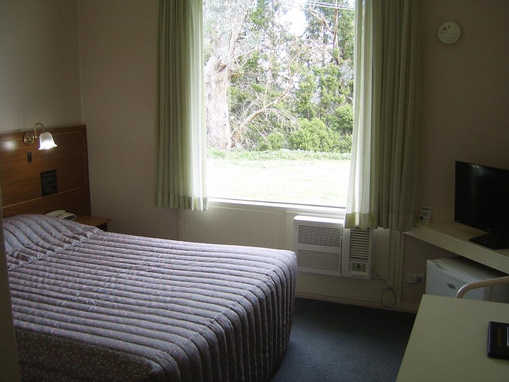 Garden Motor Inn Gundagai Bagian luar foto