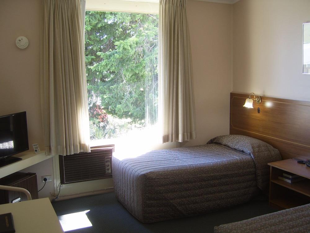 Garden Motor Inn Gundagai Bagian luar foto