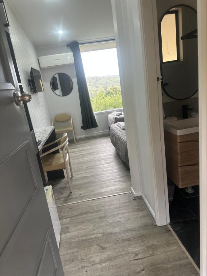 Garden Motor Inn Gundagai Bagian luar foto